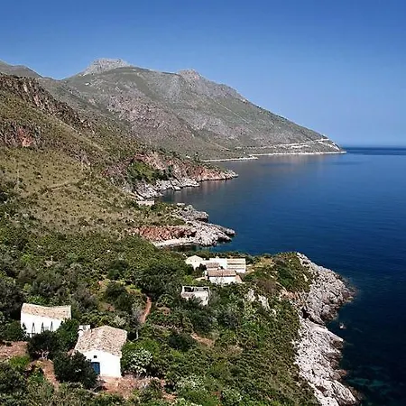 Grotticelli Scopello (Sicily)