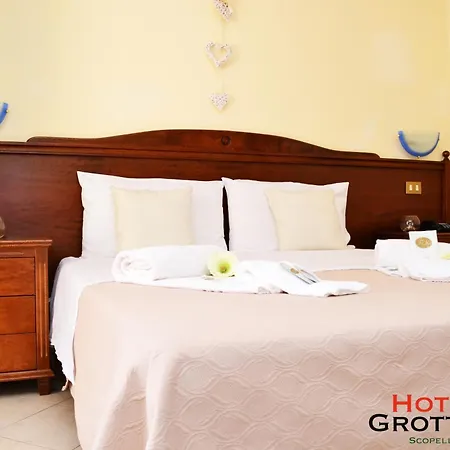 Grotticelli 3*