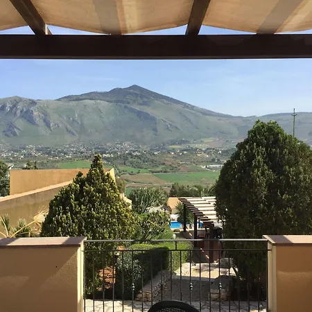 Grotticelli 3* Scopello (Sicily)