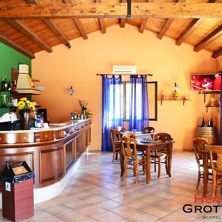 Grotticelli 3* Scopello (Sicily)