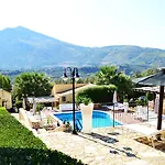 Grotticelli 3*