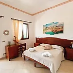 Grotticelli 3* Scopello (Sicily)