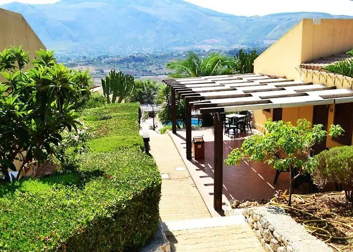 Grotticelli Otel Scopello (Sicily)